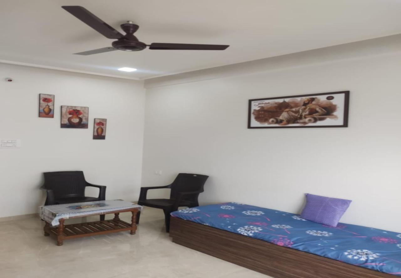 Shiv- Vatsalya Homestay ナーシク エクステリア 写真