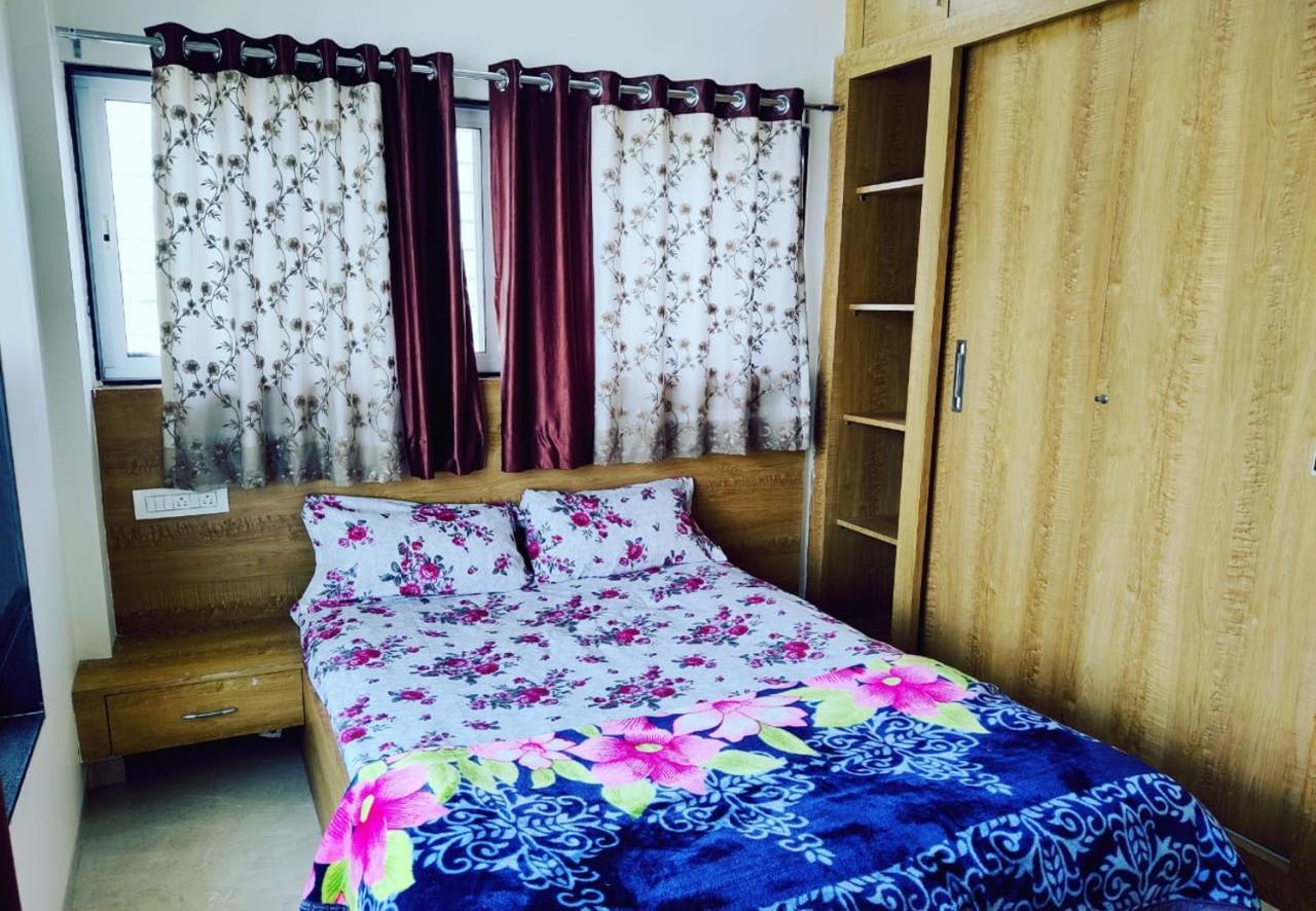 Shiv- Vatsalya Homestay ナーシク エクステリア 写真